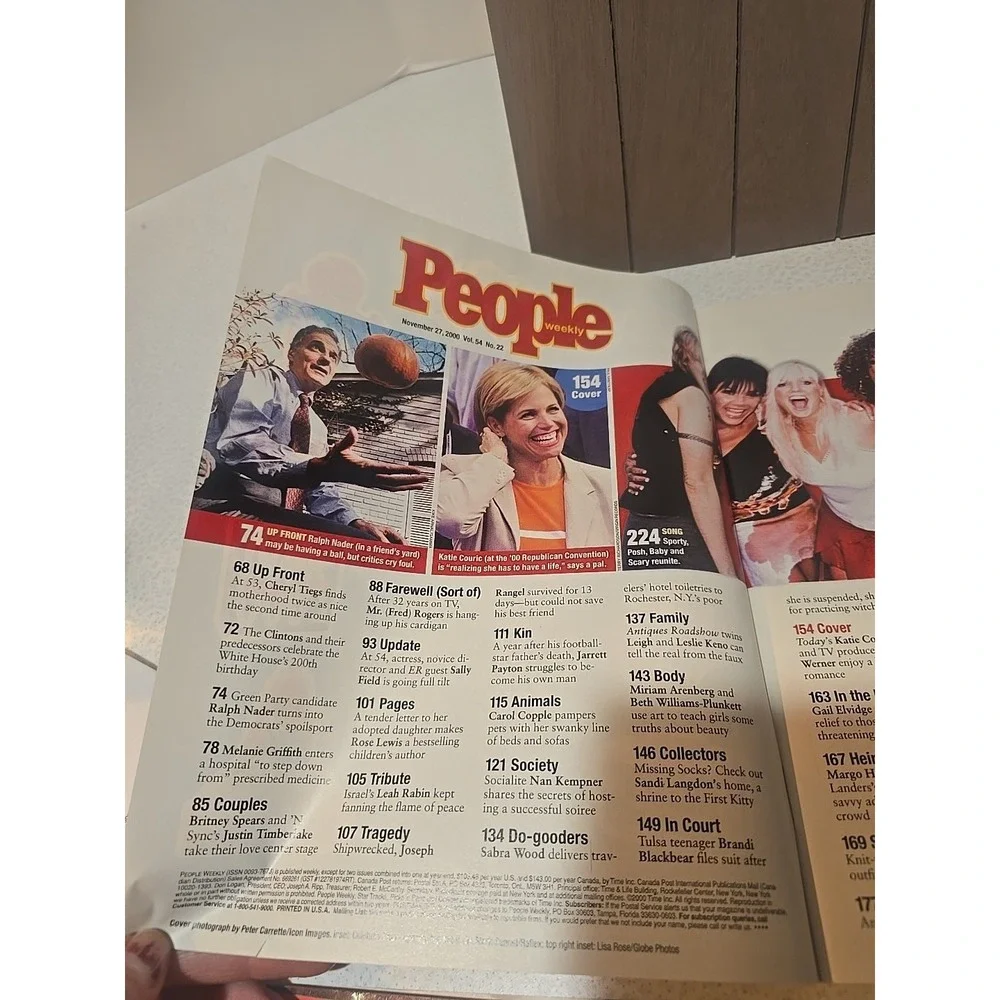 NOVEMBER 27 2000 PEOPLE magazine‎ - KATIE COURIC, Cher